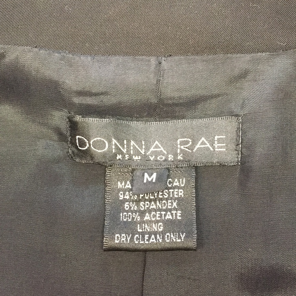 coat - Picture 3 of 3